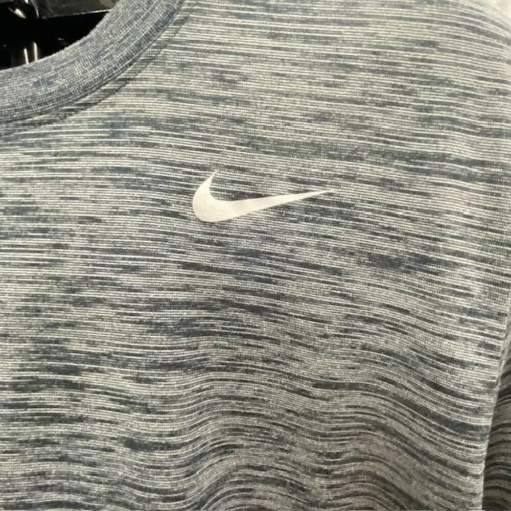 Nike Dri-FIT T-Shirt Men's Large Gray Space Dye Athletic Training Tee